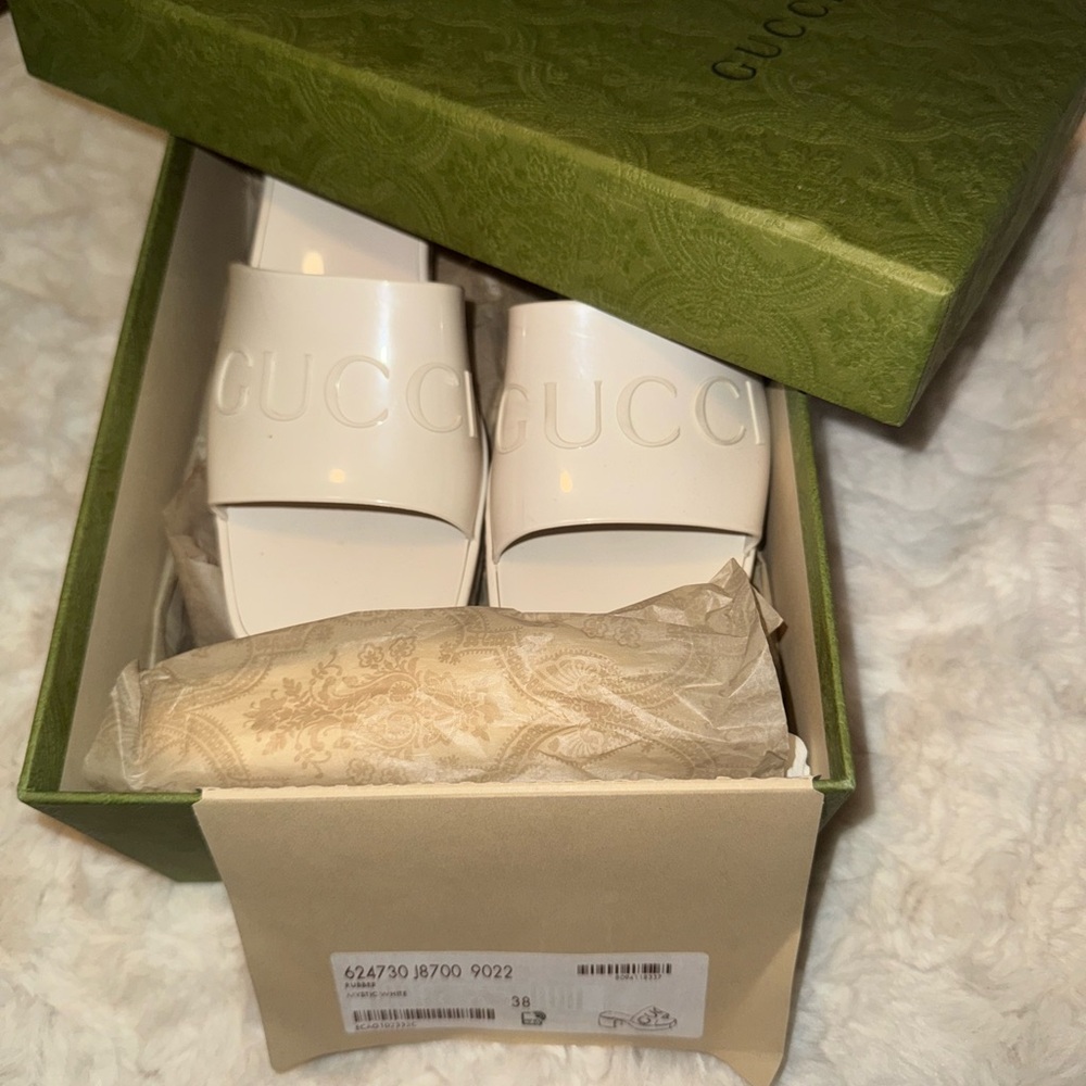 Gucci White Rubber Sandals with Heel